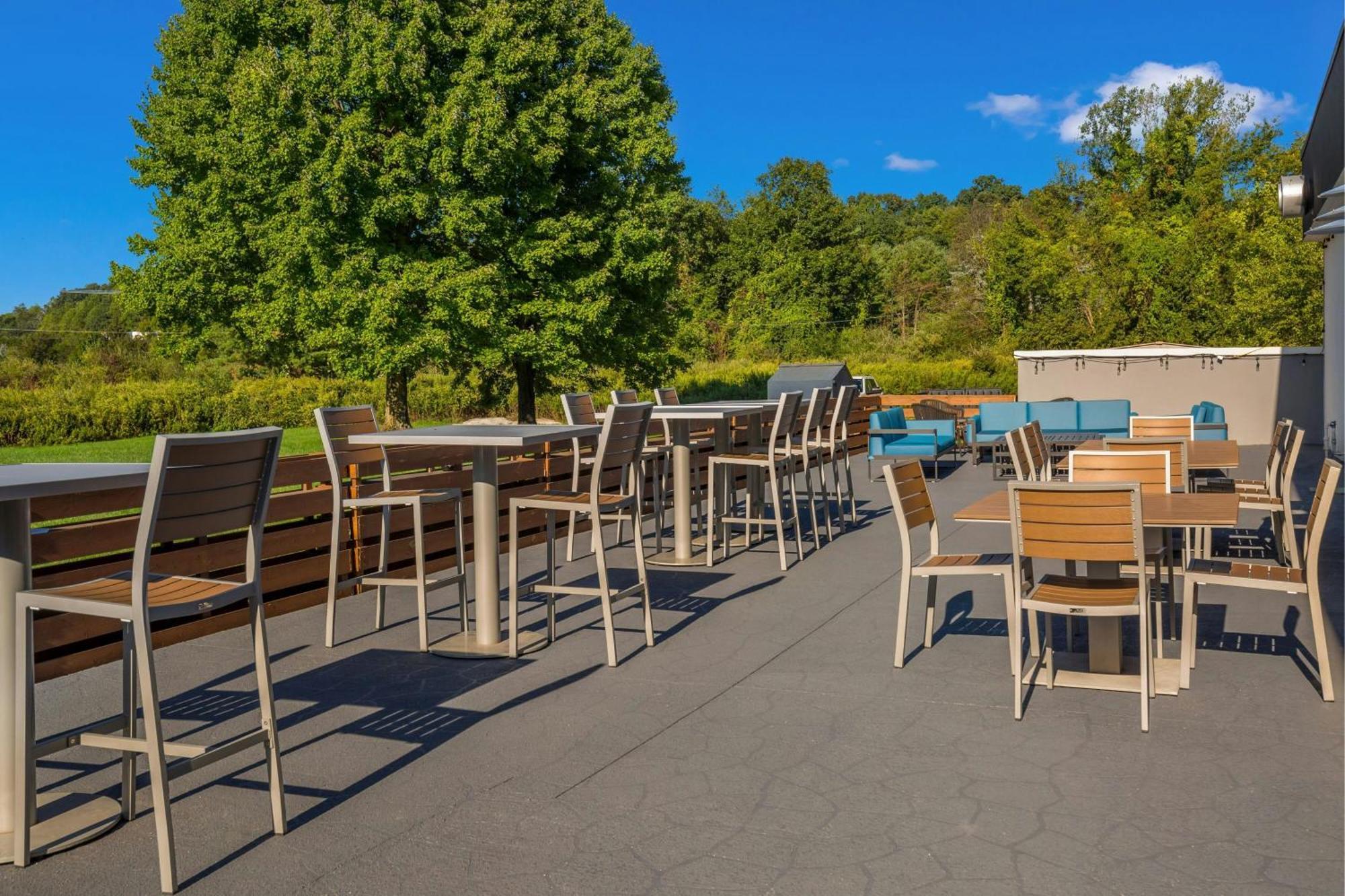 Courtyard Rockaway-Mount Arlington Hotel Екстериор снимка