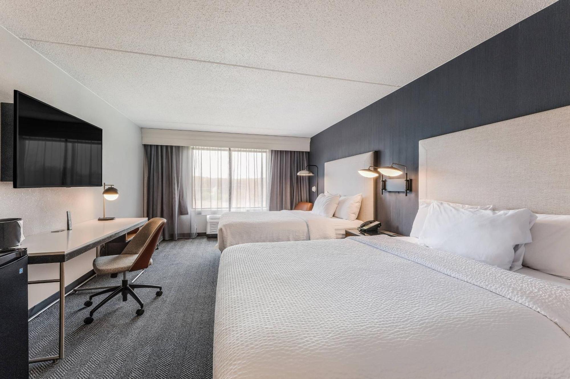 Courtyard Rockaway-Mount Arlington Hotel Екстериор снимка
